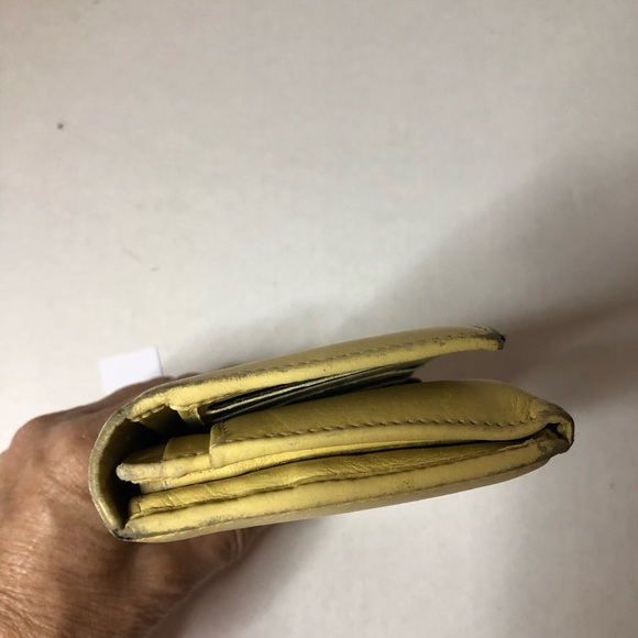 GUCCI 🌼 Authentic Vintage Long Wallet/Credit Card Holder in Pale Yellow - Picture 4 of 13